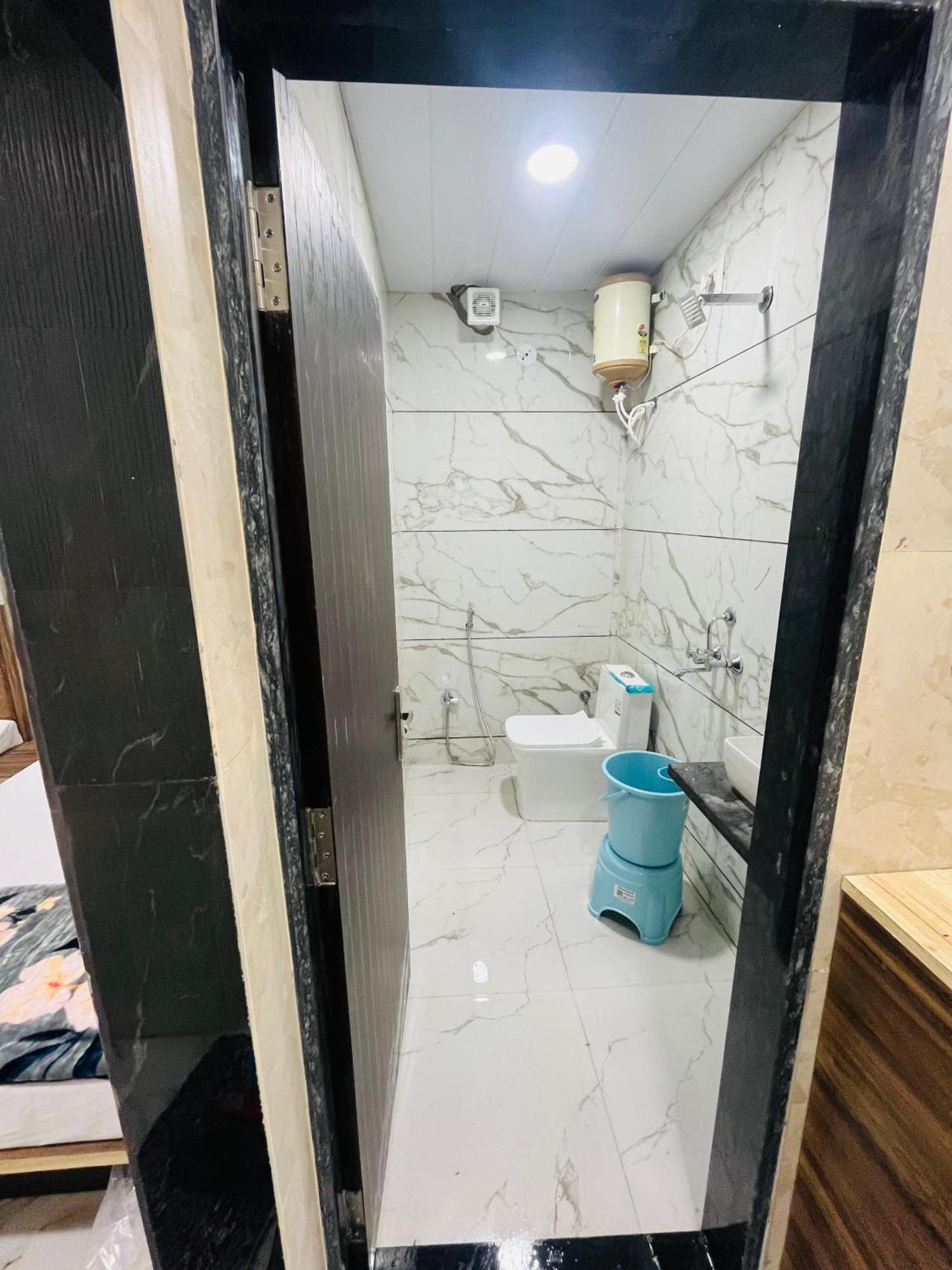 Hotel Sk Tower اوجاين المظهر الخارجي الصورة